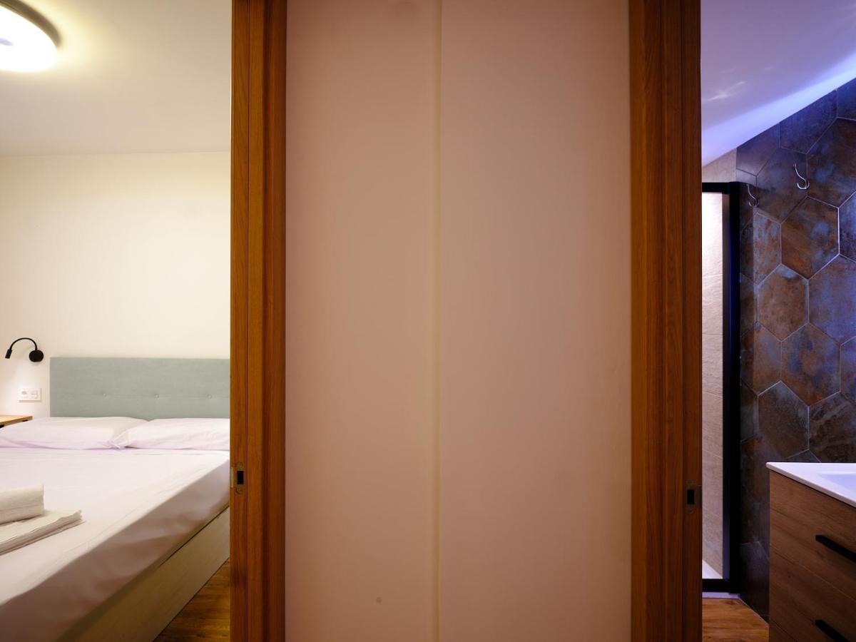 Leo Home- Bright & Centric 3 Bedrooms Apartment With Private Parking Included Malaga Exterior photo